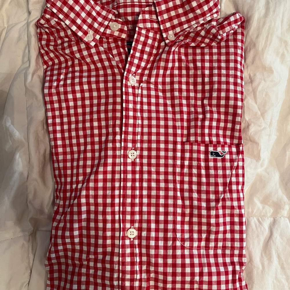 Vineyard Vines Red and White Casual Button Down Shirt